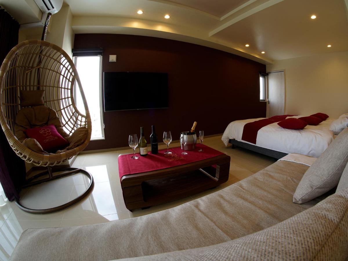 Hotel Omoro 58 Naha Bagian luar foto